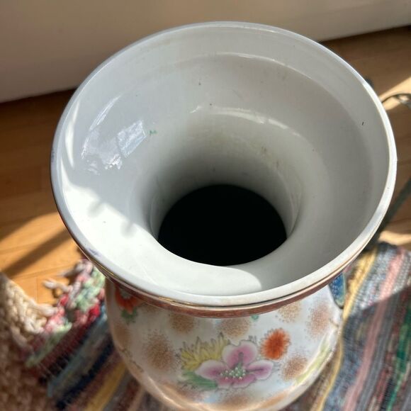 Chinese Lsrge Floral And Birds Beautiful Porcelain 24” Tall 10” Wide Beautiful - Picture 13 of 16